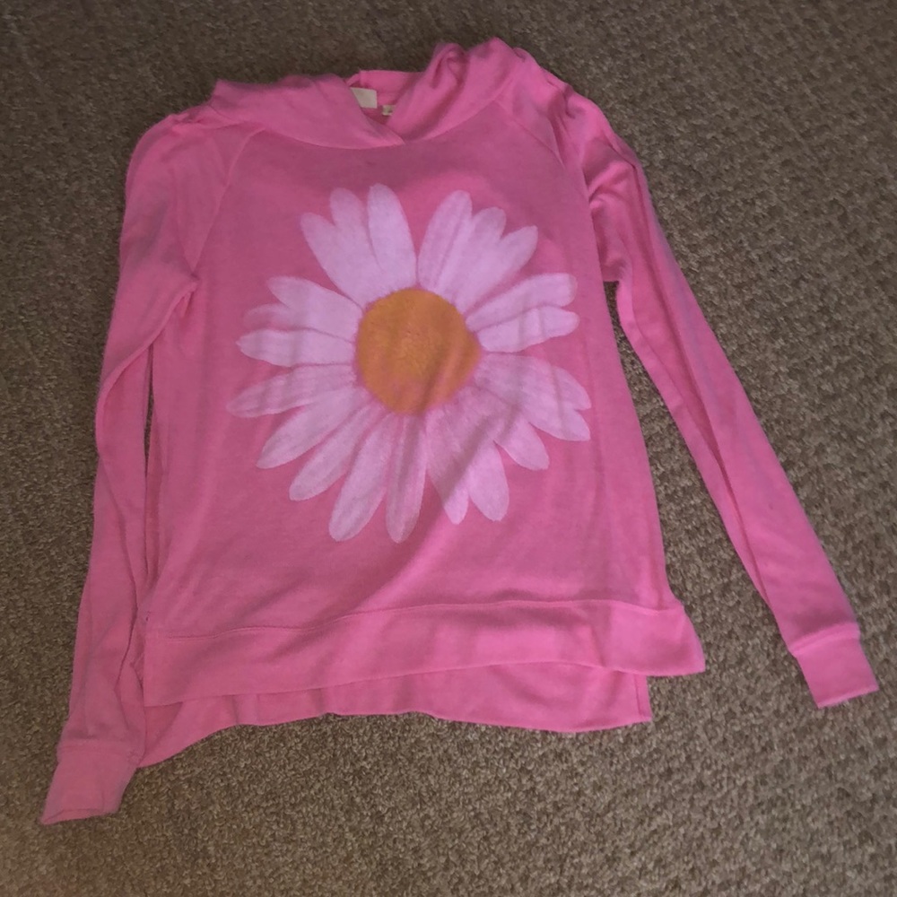 long sleeves hooded shirt